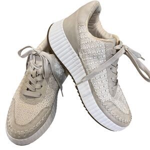 Dolce vita sneakers women’s 8